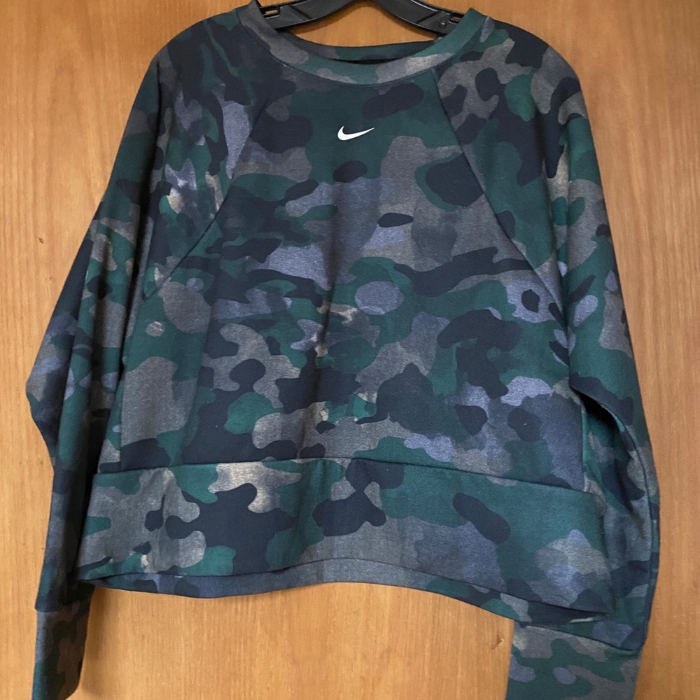 Nike Cropped Sweater